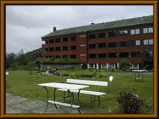 �X�^���n�C���z�e���E�O��