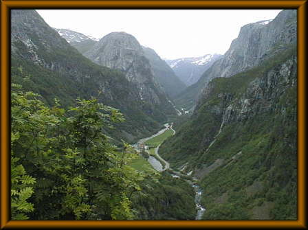 �X�^���n�C���z�e���̑�����