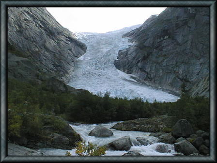 �u���N�X�_�[���X�͑S�i