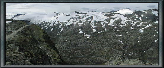 �_���X�j�b�p����̕��i�Q