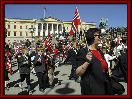 ���{�ƍs�i