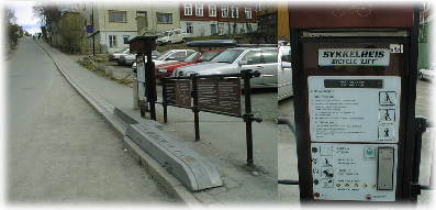 ���]�ԃG���x�[�^�[